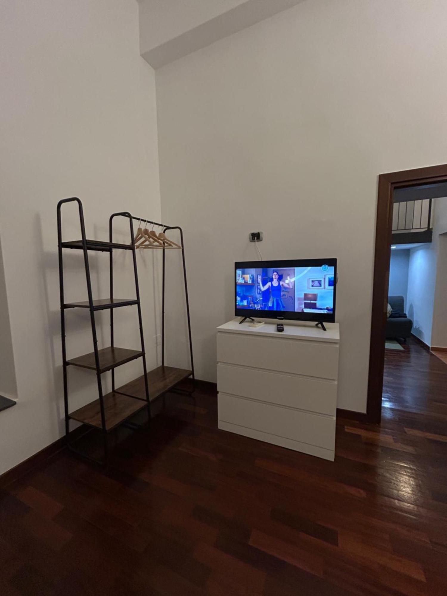 Ferrigni 33 Appartamento *